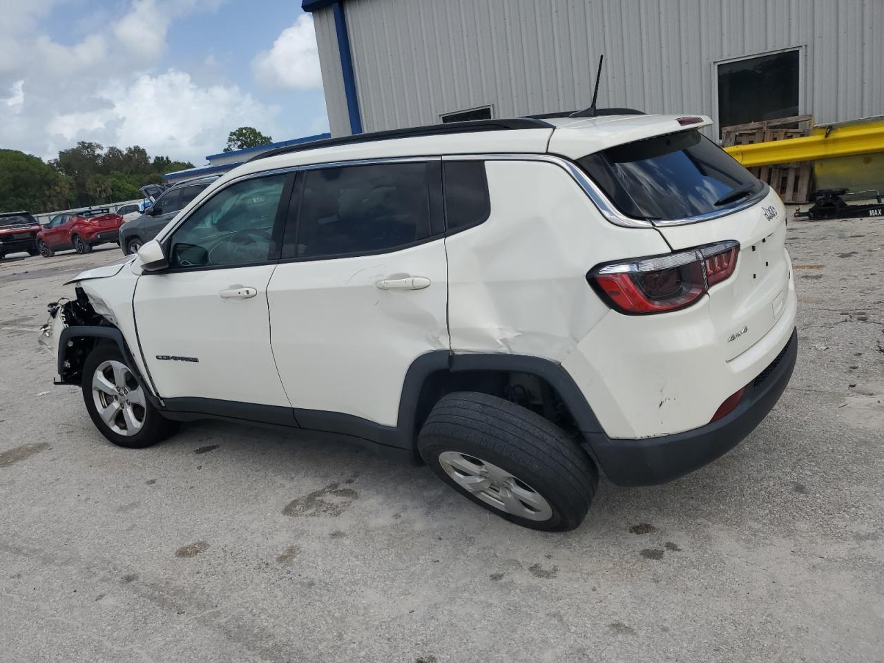 2021 Jeep Compass Latitude - Image 2