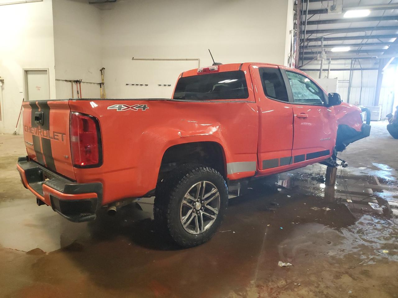 2022 Chevrolet Colorado - Фото 3
