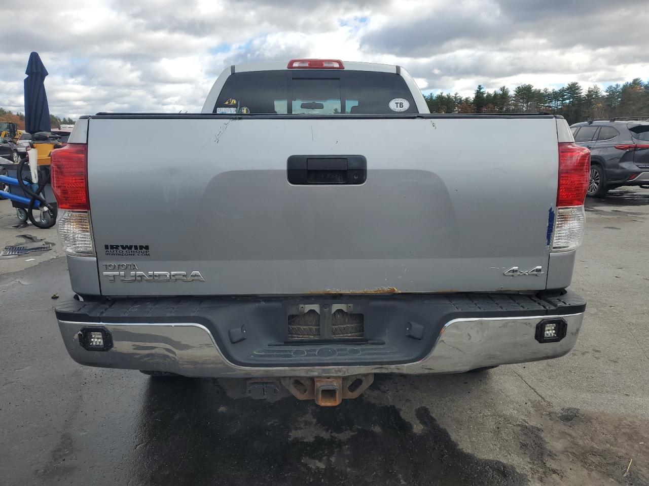 2011 Toyota Tundra Double Cab Sr5 - Фото 6