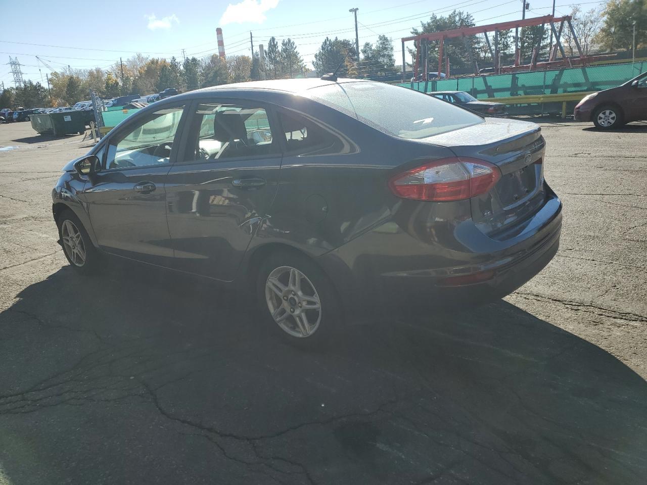 2018 Ford Fiesta Se - Фото 2