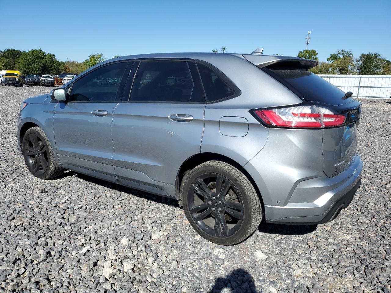 2020 Ford Edge St - Image 2
