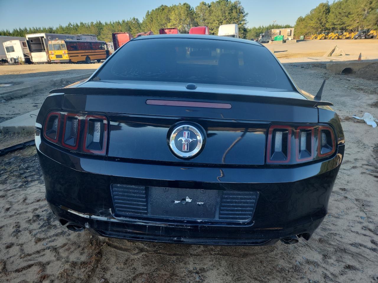 2014 Ford Mustang - Фото 6