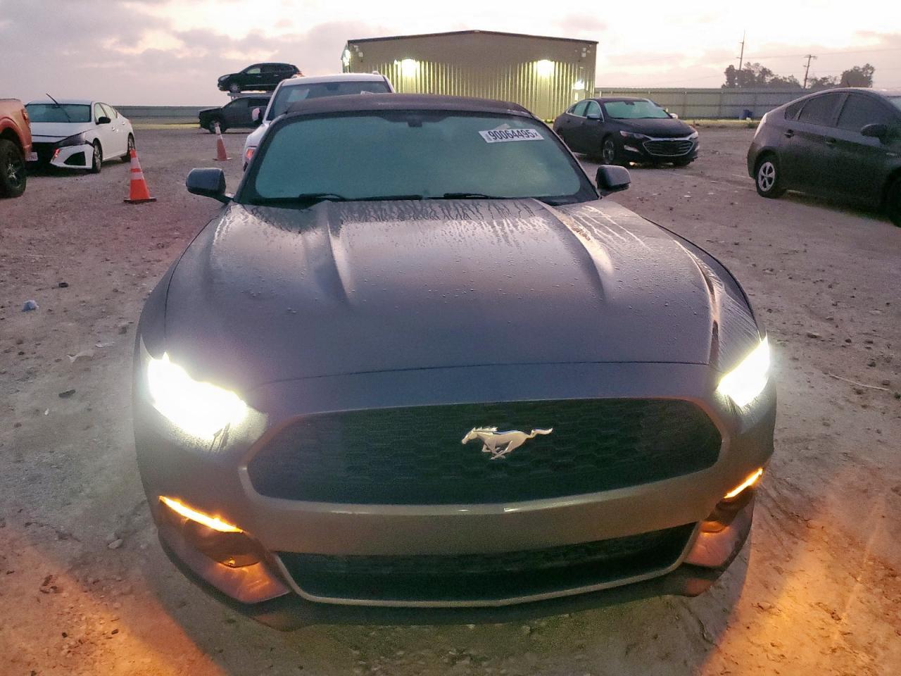 2015 Ford Mustang - Фото 5