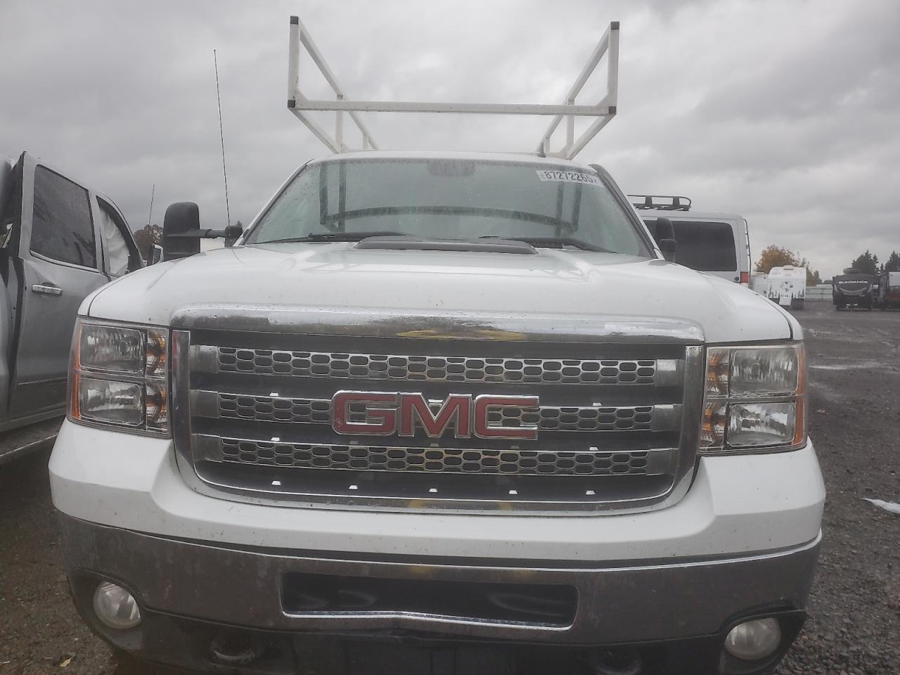 2013 GMC Sierra Utility / Service Truck - Image 5