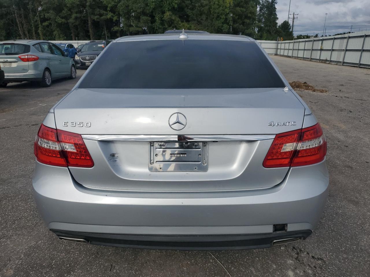 2011 Mercedes-Benz E 350 4Matic - Image 6