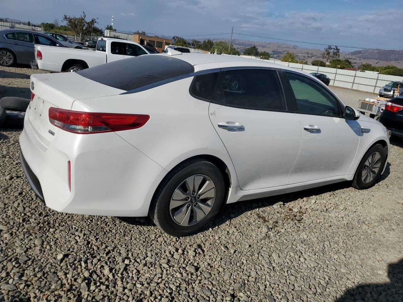 2017 Kia Optima Hybrid - Фото 3