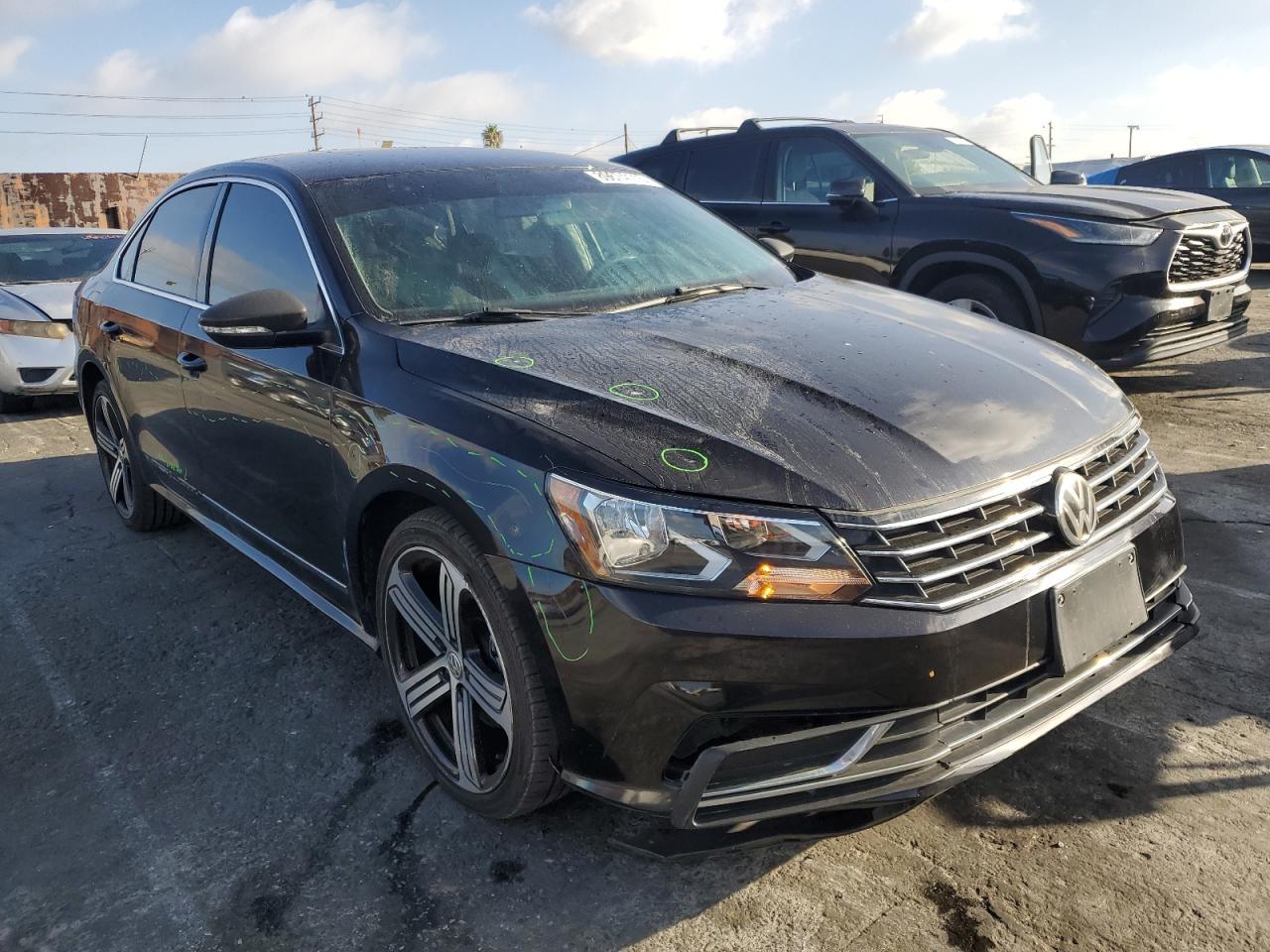 2017 Volkswagen Passat S - Image 4