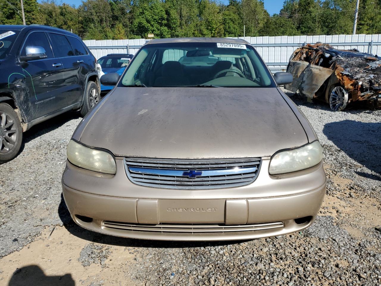 2004 Chevrolet Classic - Фото 5