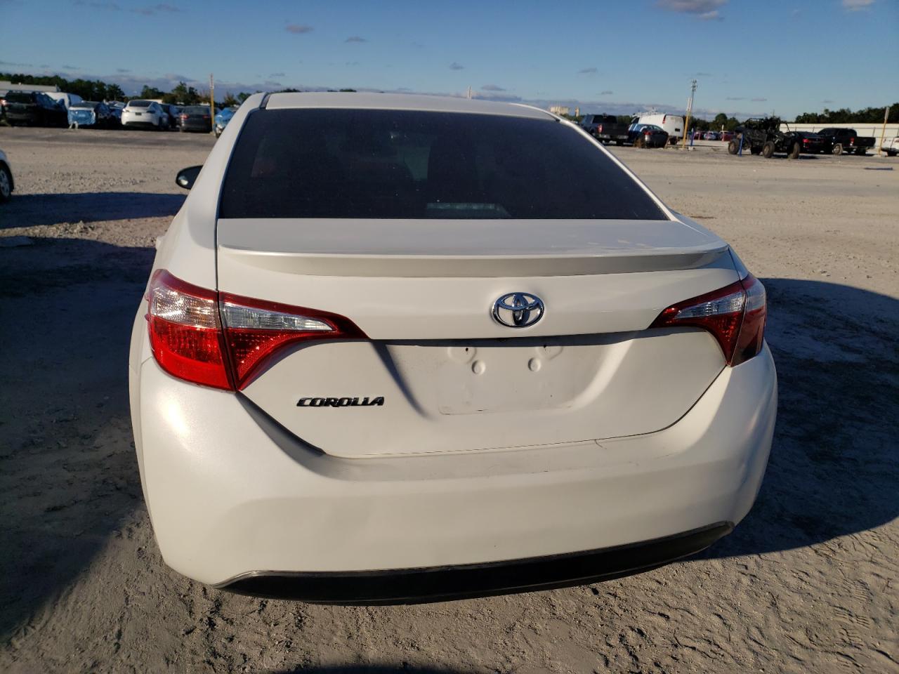 2017 Toyota Corolla L - Фото 6