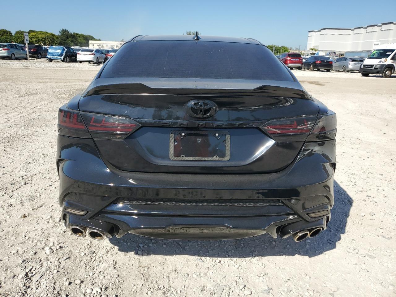 2021 Toyota Camry Se - Фото 6