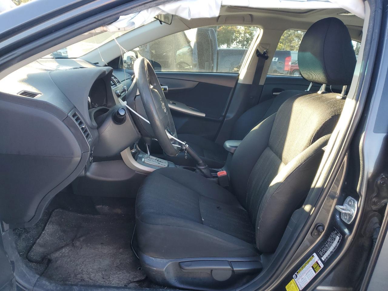 2011 Toyota Corolla Base - Фото 7