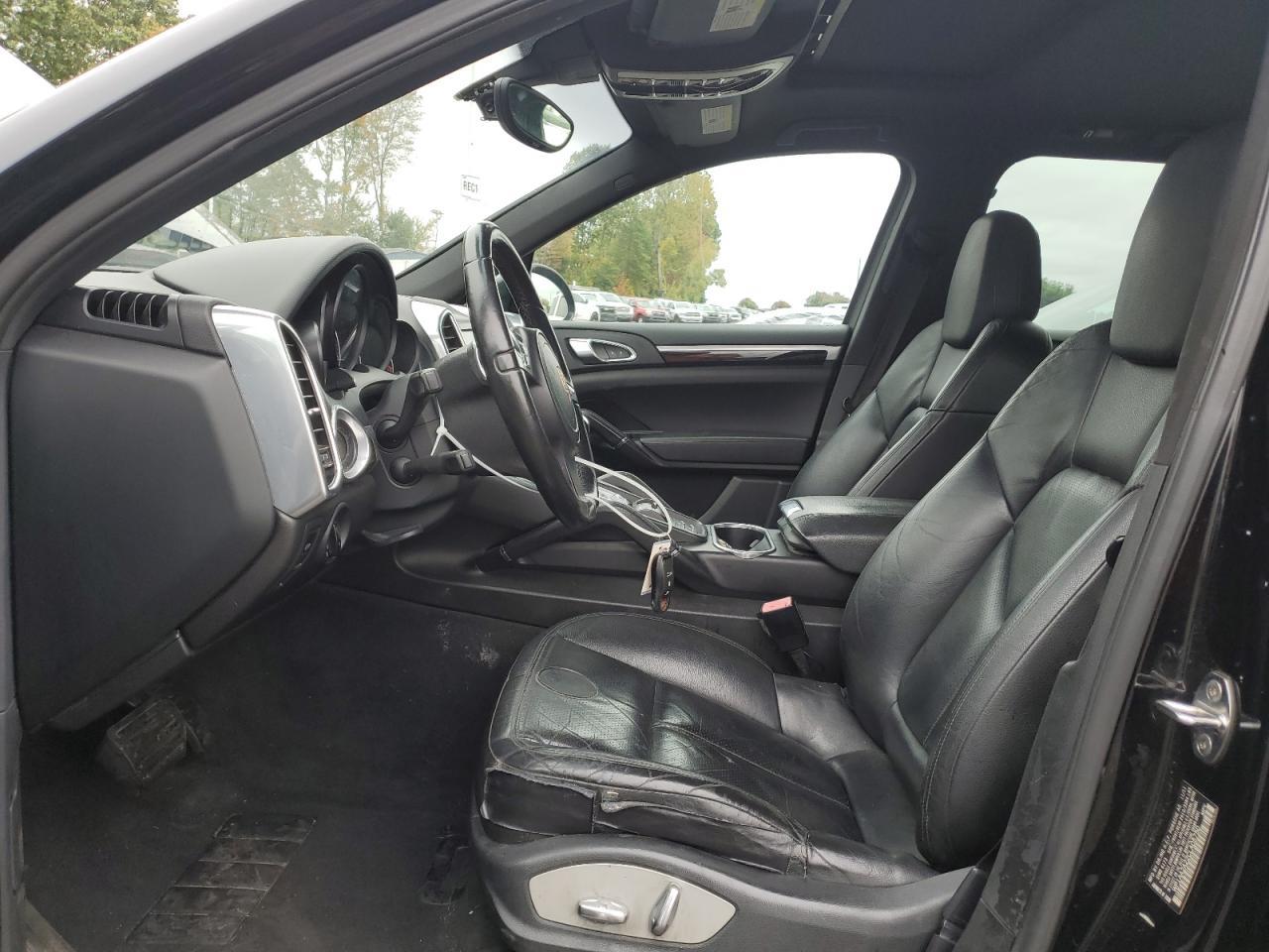 2012 Porsche Cayenne - Image 7