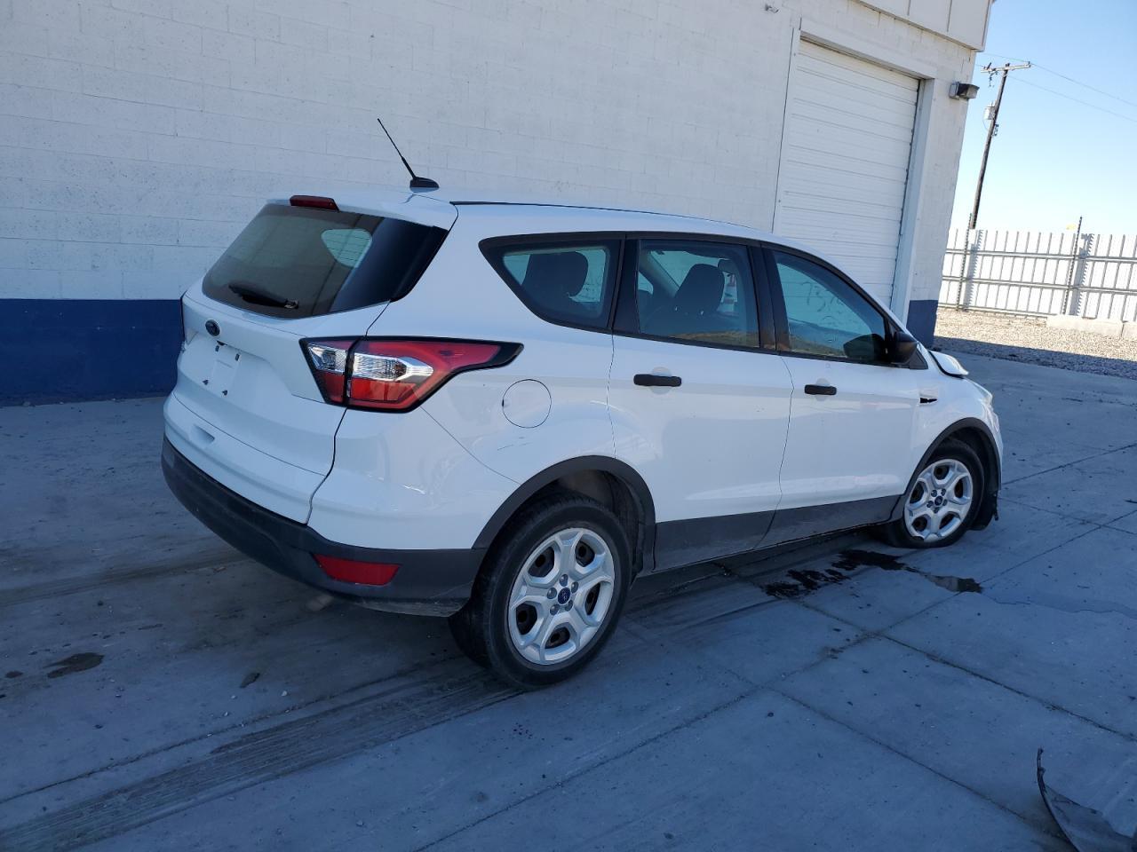 2018 Ford Escape S - Image 3