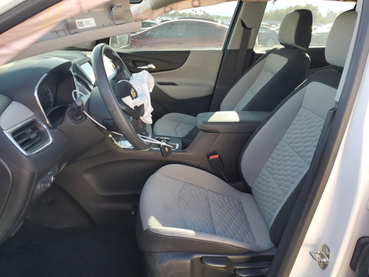 2018 Chevrolet Equinox Ls - Фото 7