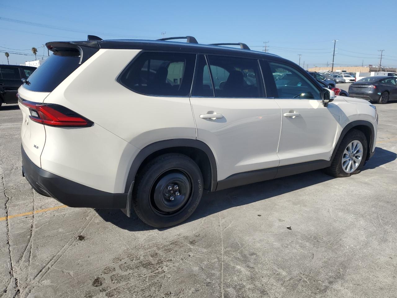 2024 Toyota Grand Highlander Xle - Фото 3