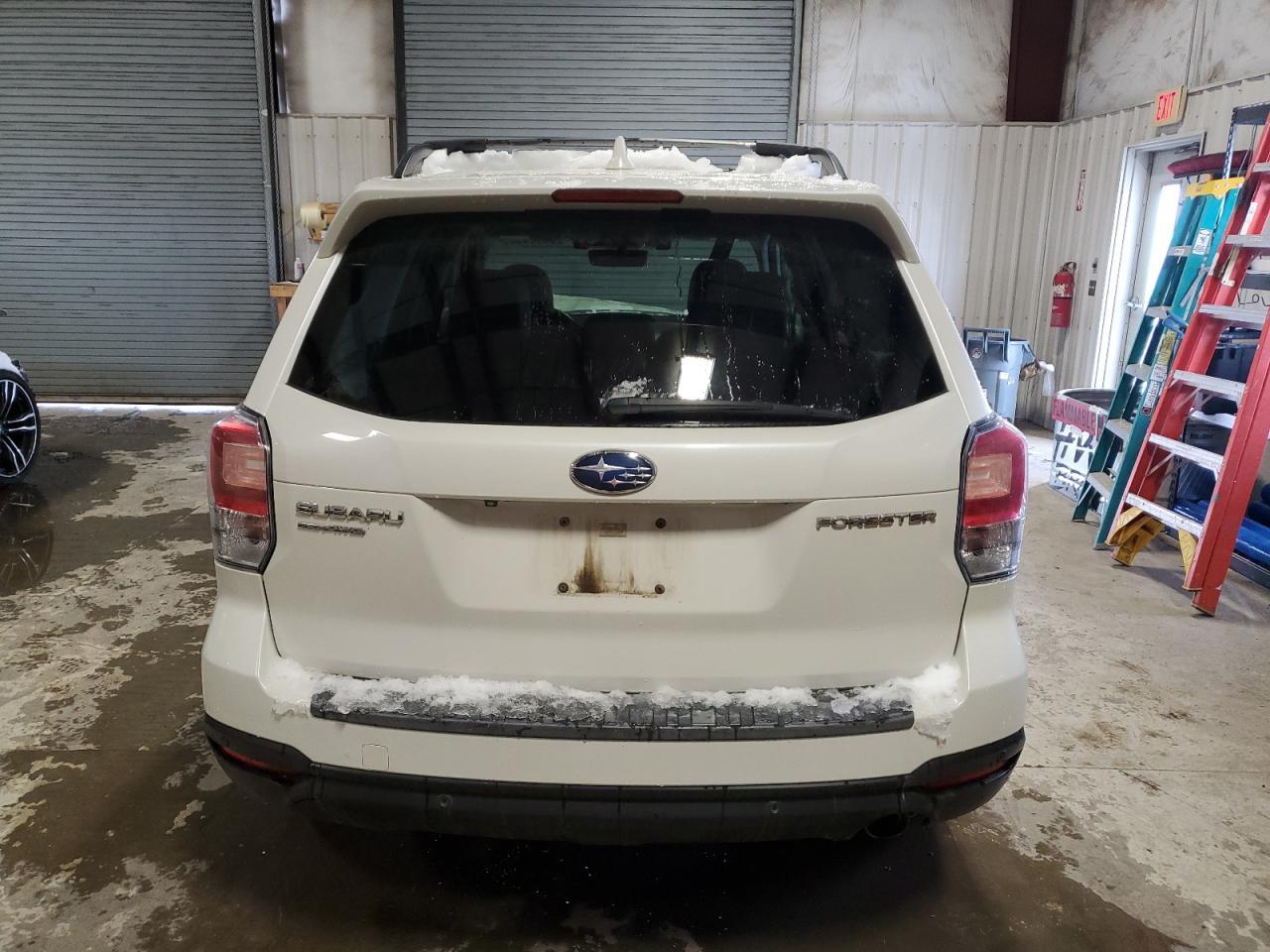 2018 Subaru Forester 2.5I Touring - Image 6