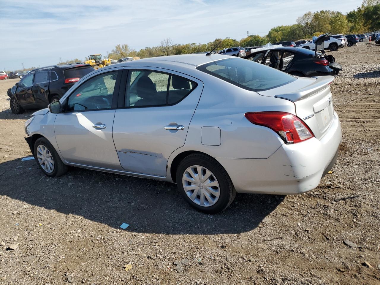 2017 Nissan Versa S - Image 2