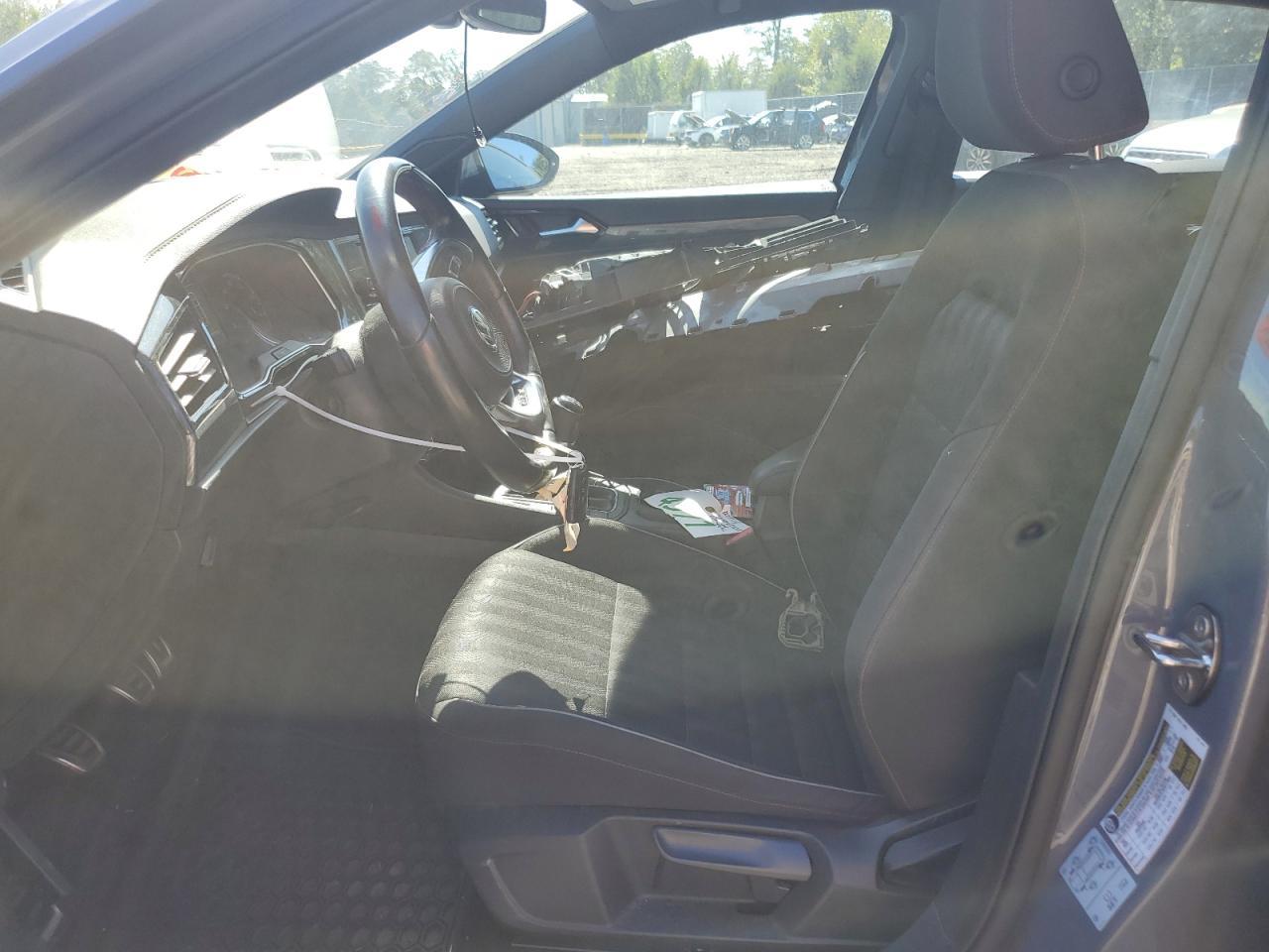 2019 Volkswagen Jetta Gli - Image 7