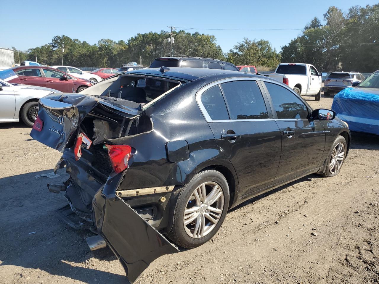 2013 Infiniti G37 - Фото 3