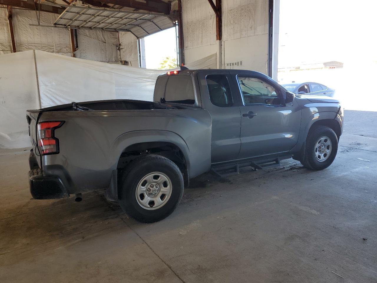 2022 Nissan Frontier S - Image 3