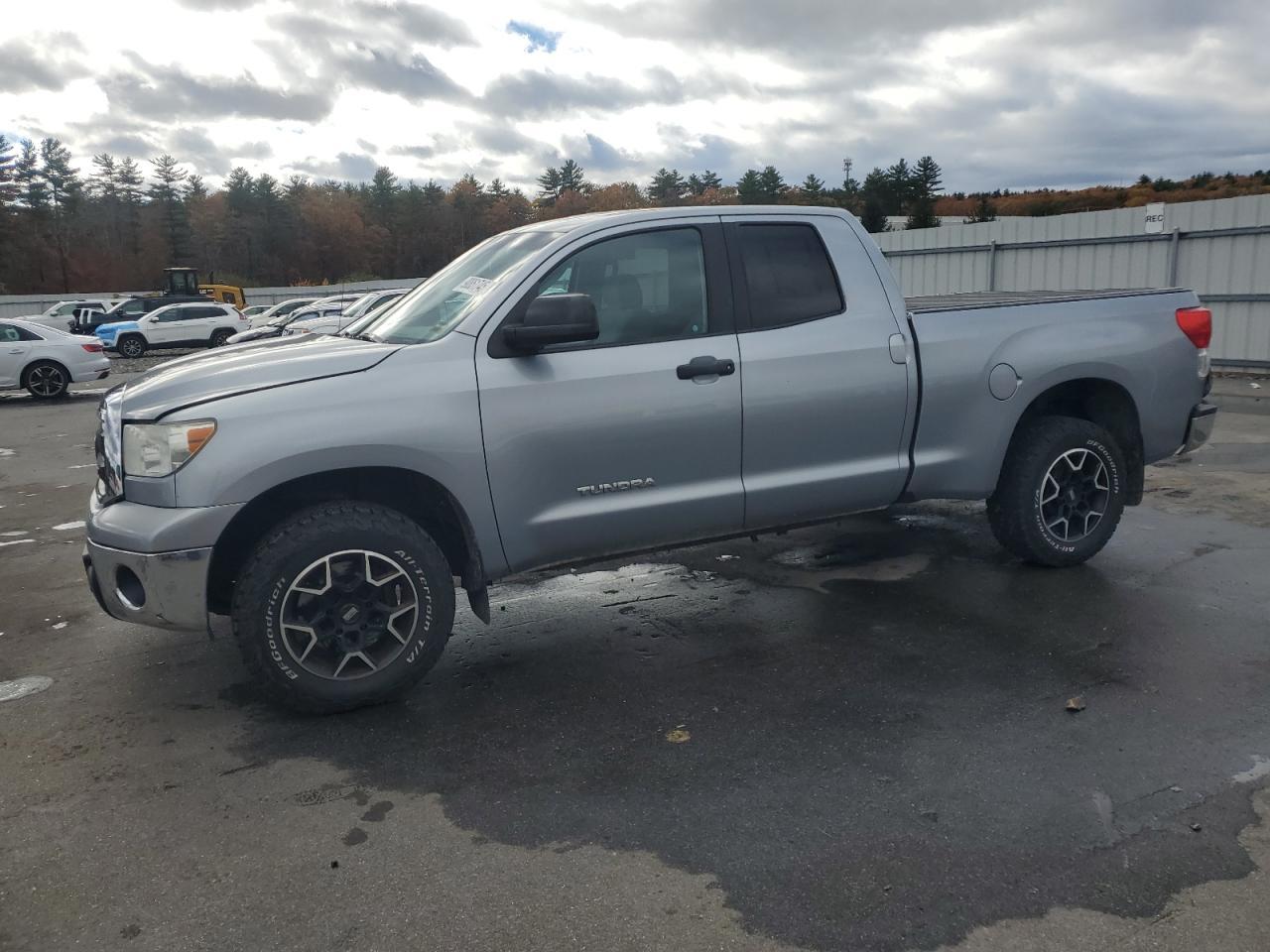 2011 Toyota Tundra Double Cab Sr5