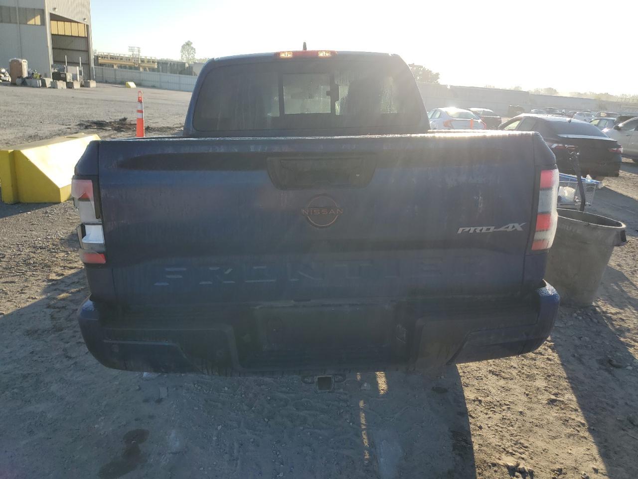 2023 Nissan Frontier S - Image 6