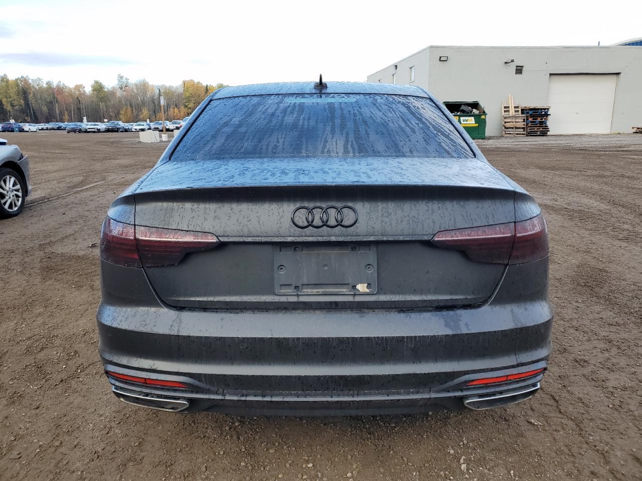 2022 Audi A4 Premium Plus 45 - Фото 6