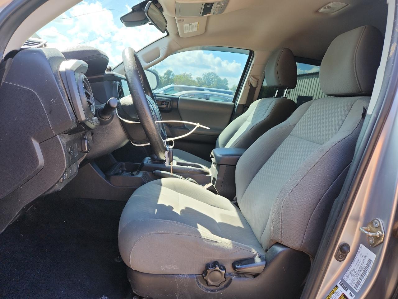 2020 Toyota Tacoma Double Cab - Image 7