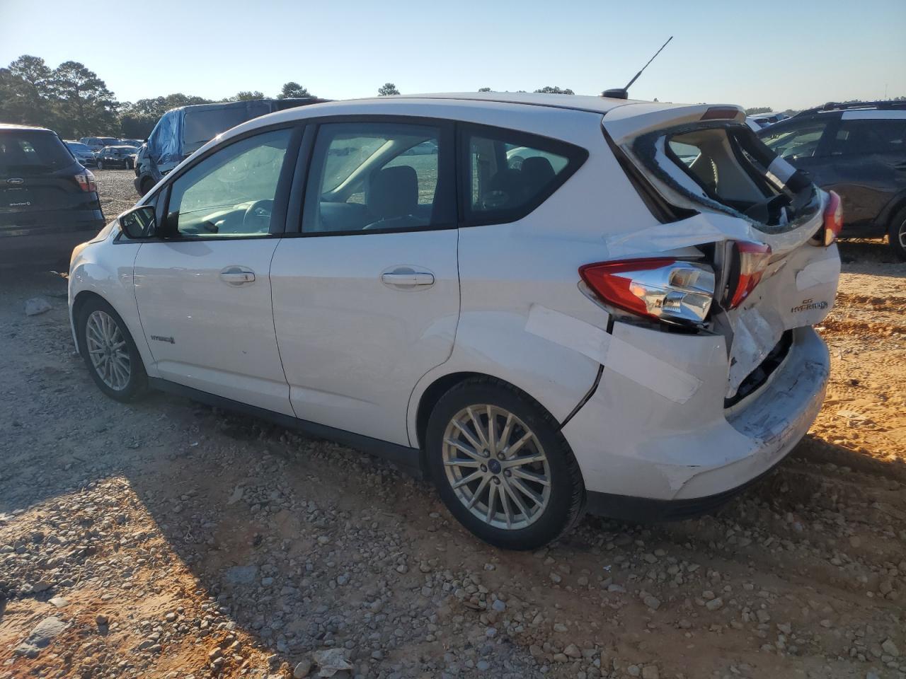 2014 Ford C-Max Se - Image 2