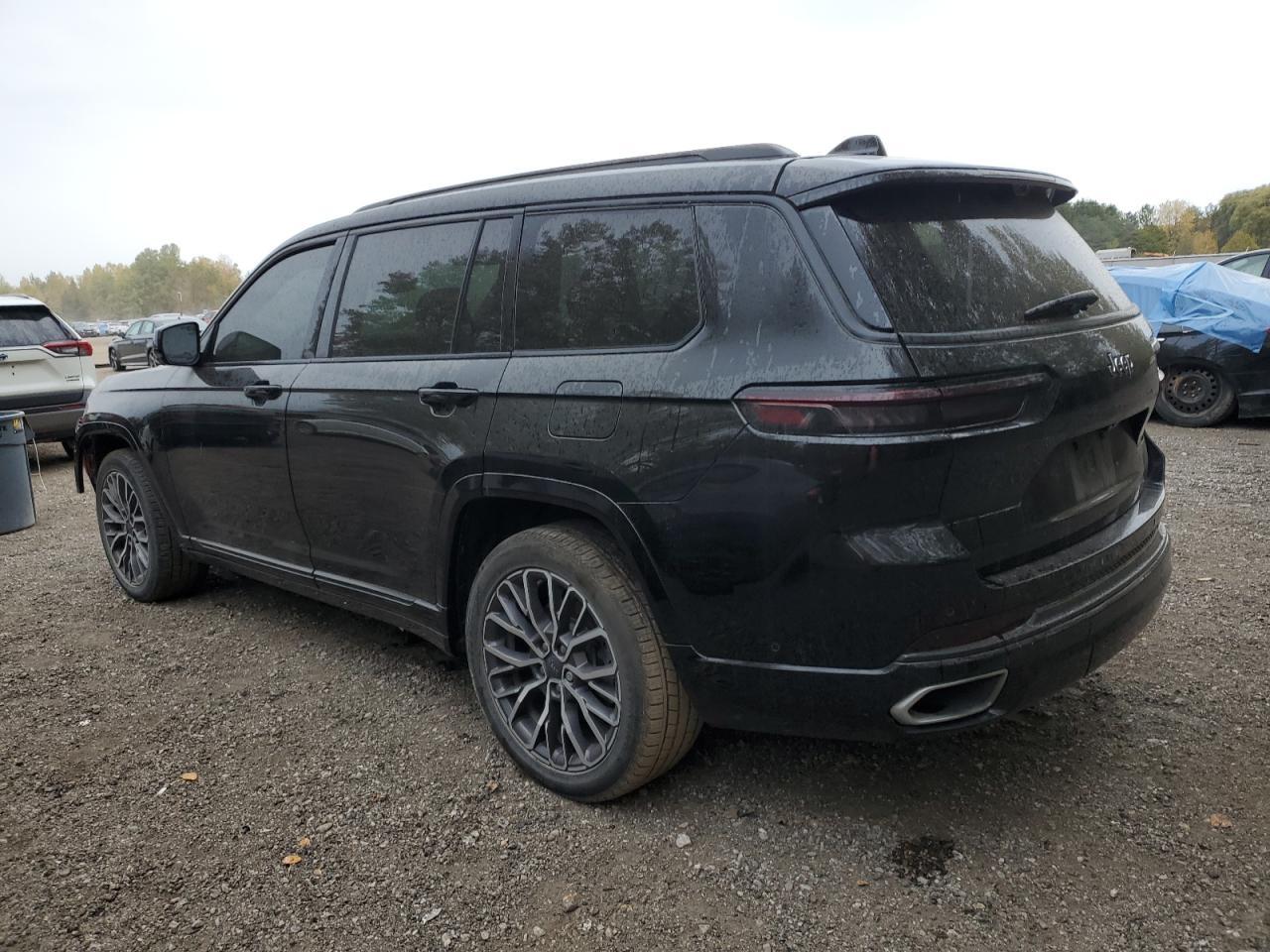 2022 Jeep Grand Cherokee L Summit - Фото 2