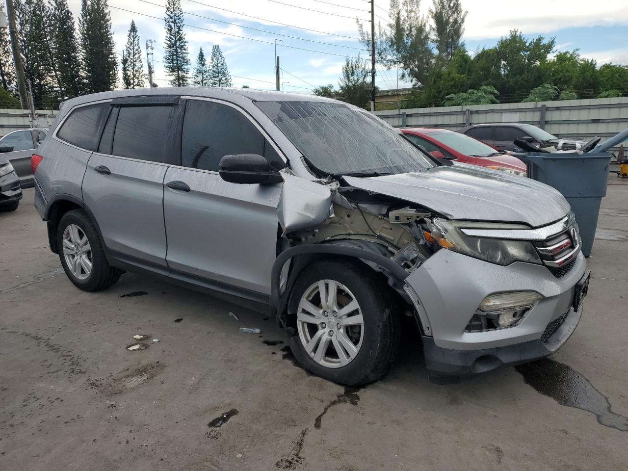 2016 Honda Pilot Lx - Image 4