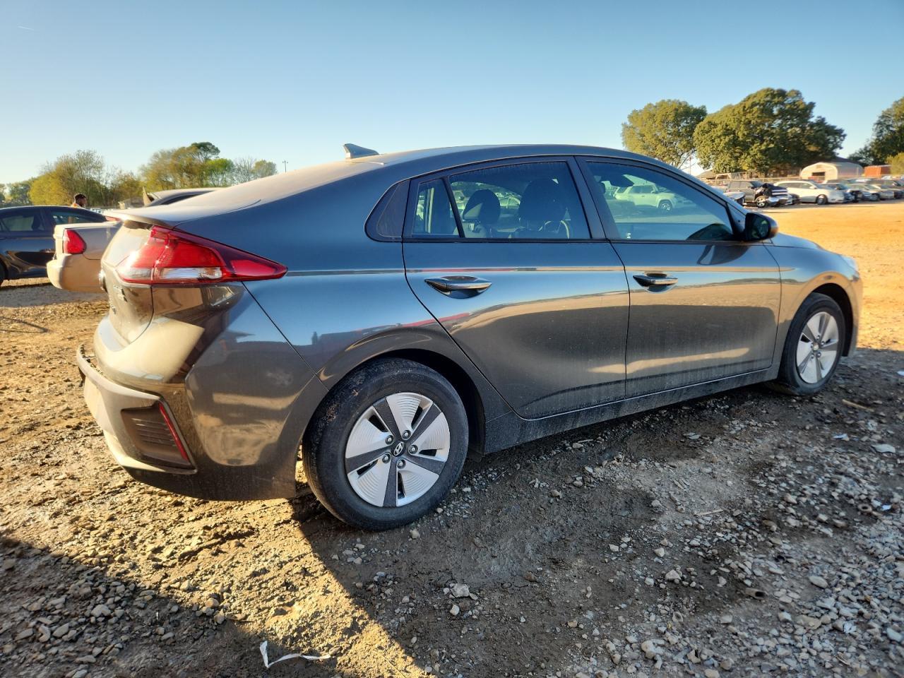 2022 Hyundai Ioniq Blue - Фото 3