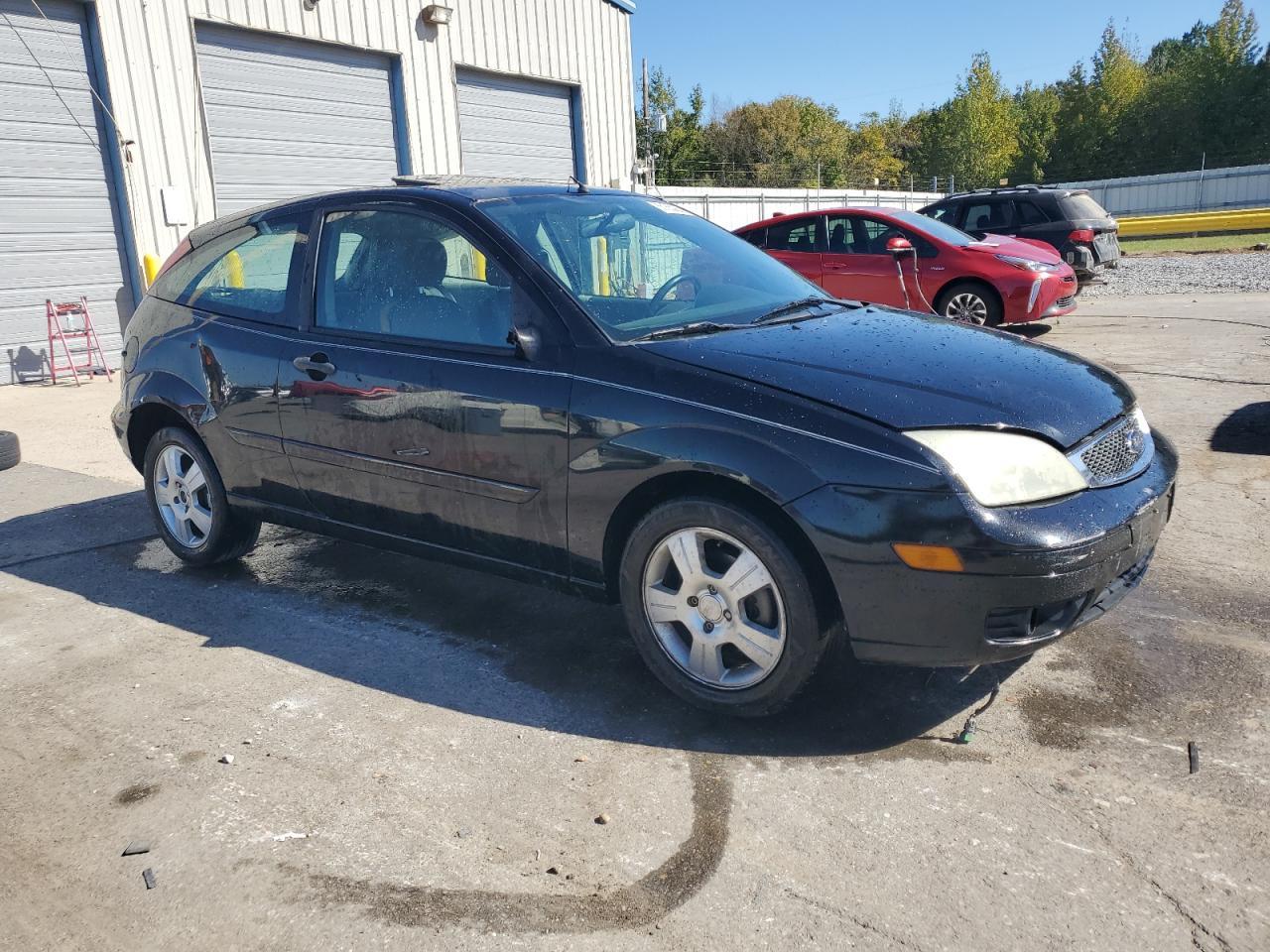 2007 Ford Focus Zx3 - Фото 4