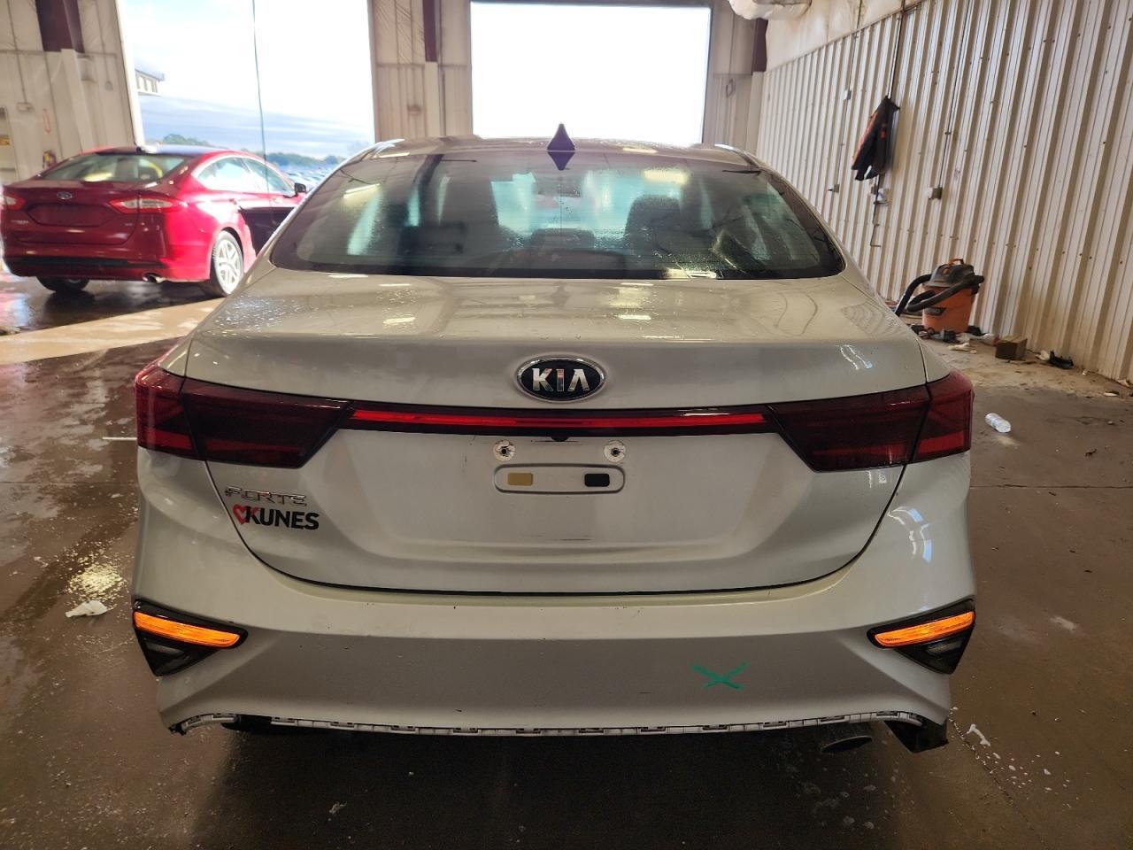 2021 Kia Forte Fe - Фото 6
