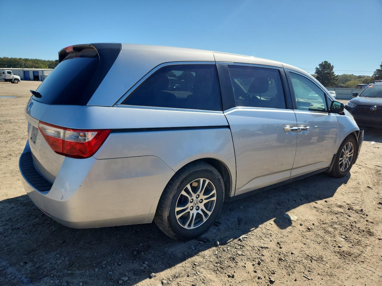 2011 Honda Odyssey Exl - Фото 3