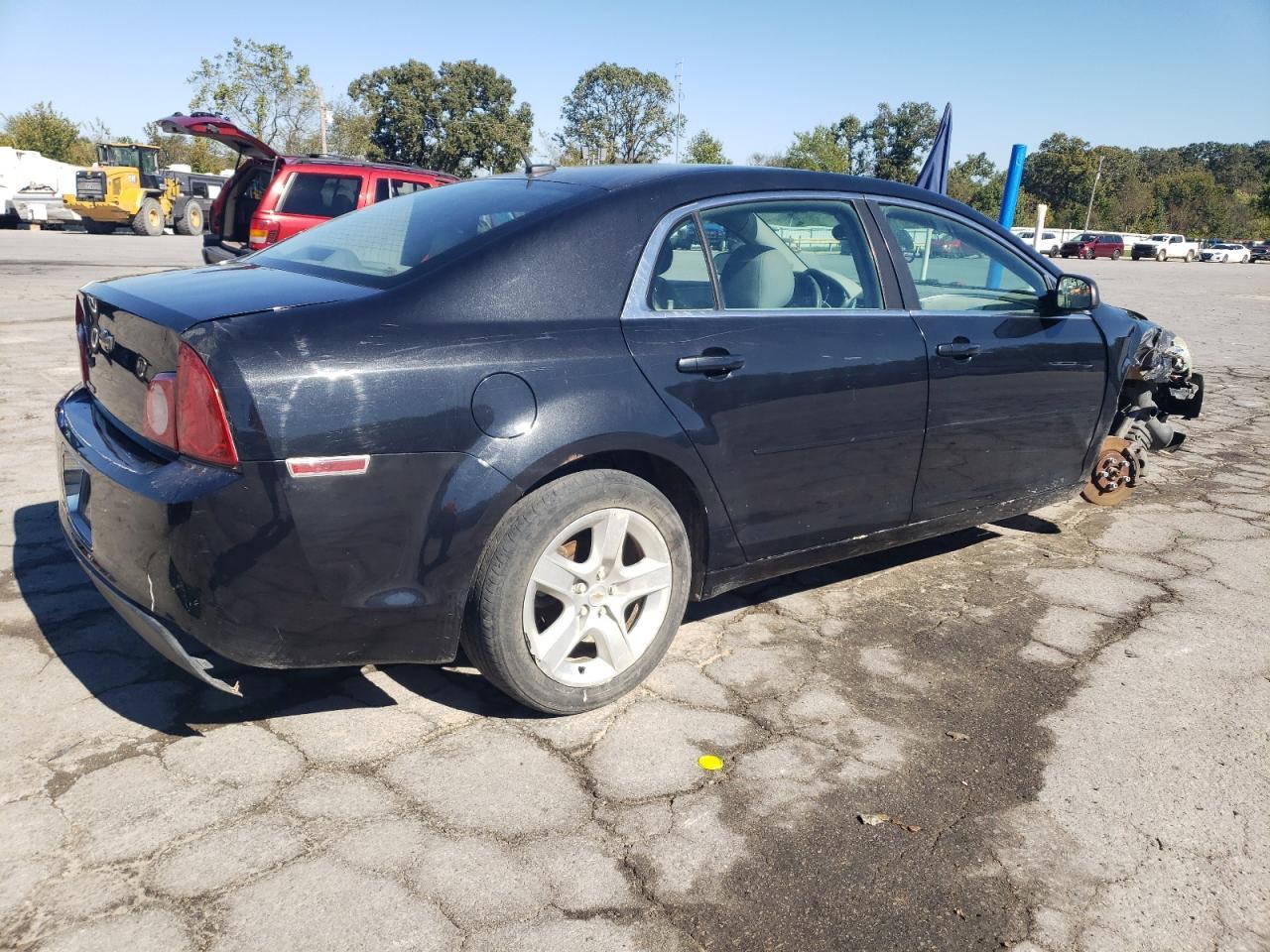 2010 Chevrolet Malibu Ls - Фото 3
