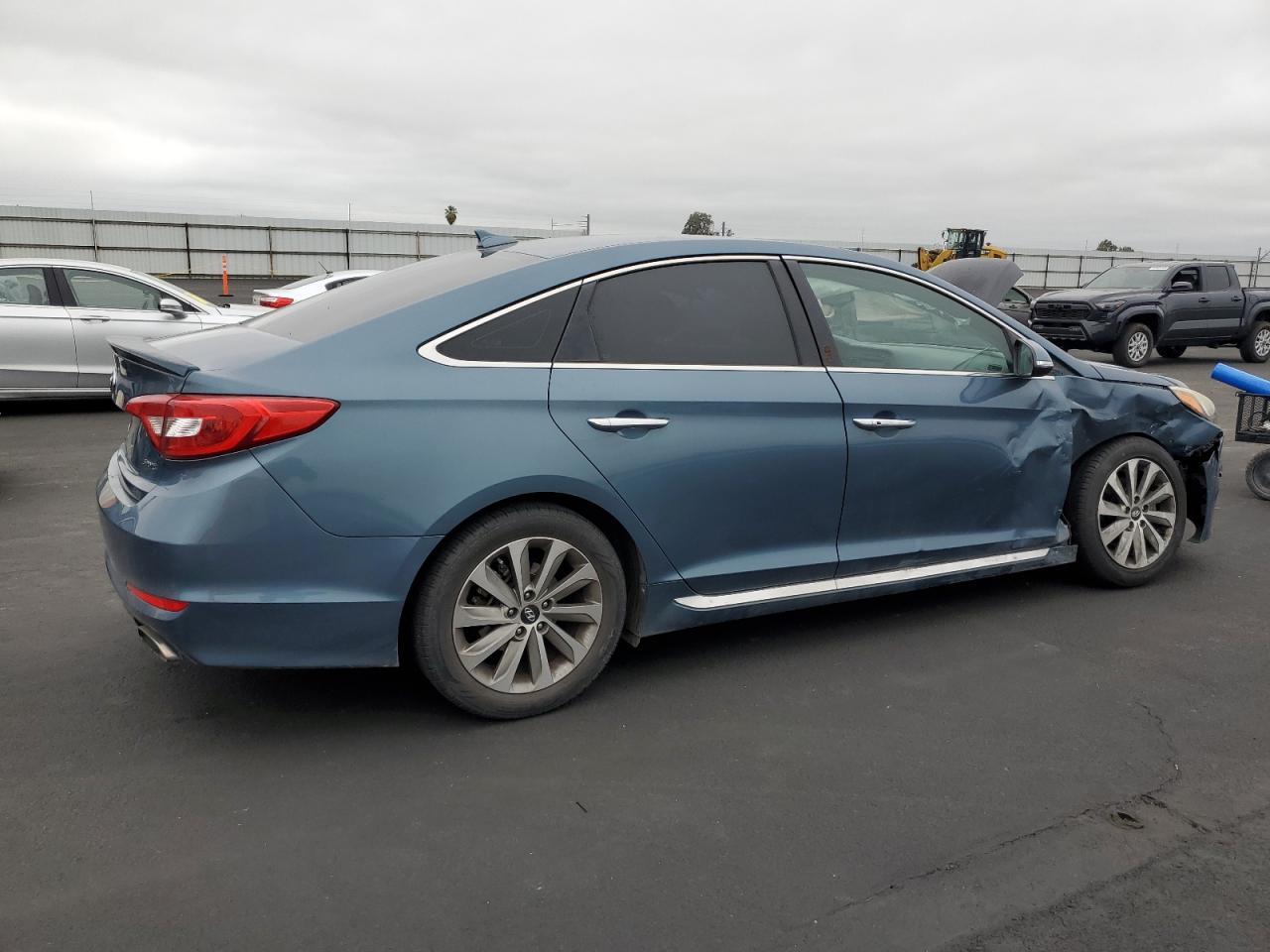 2017 Hyundai Sonata Sport - Фото 3