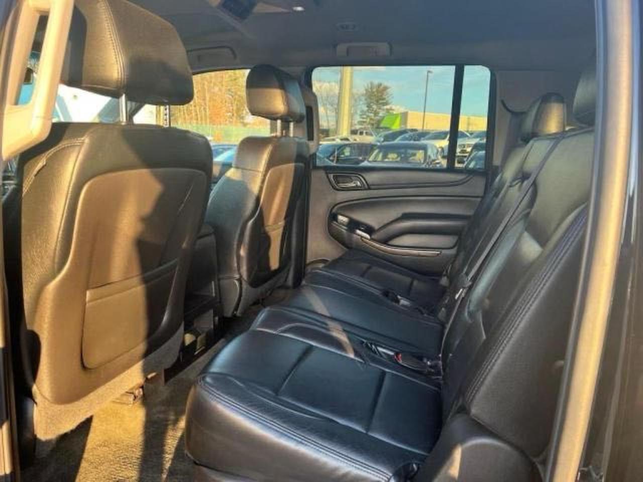 2015 Chevrolet Suburban K1500 Ls - Image 6