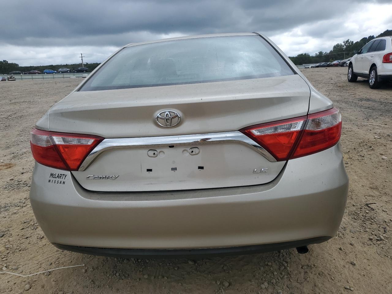 2015 Toyota Camry Le - Фото 6