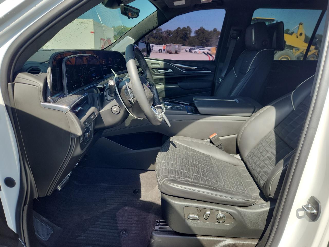 2023 Cadillac Escalade V Sport - Фото 7