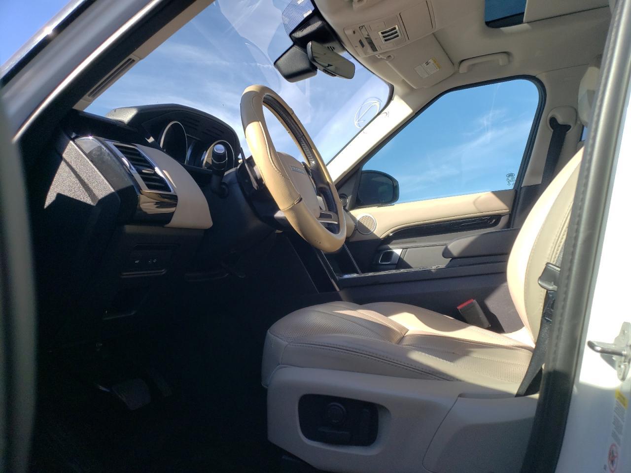 2020 Land Rover Discovery Se - Фото 7