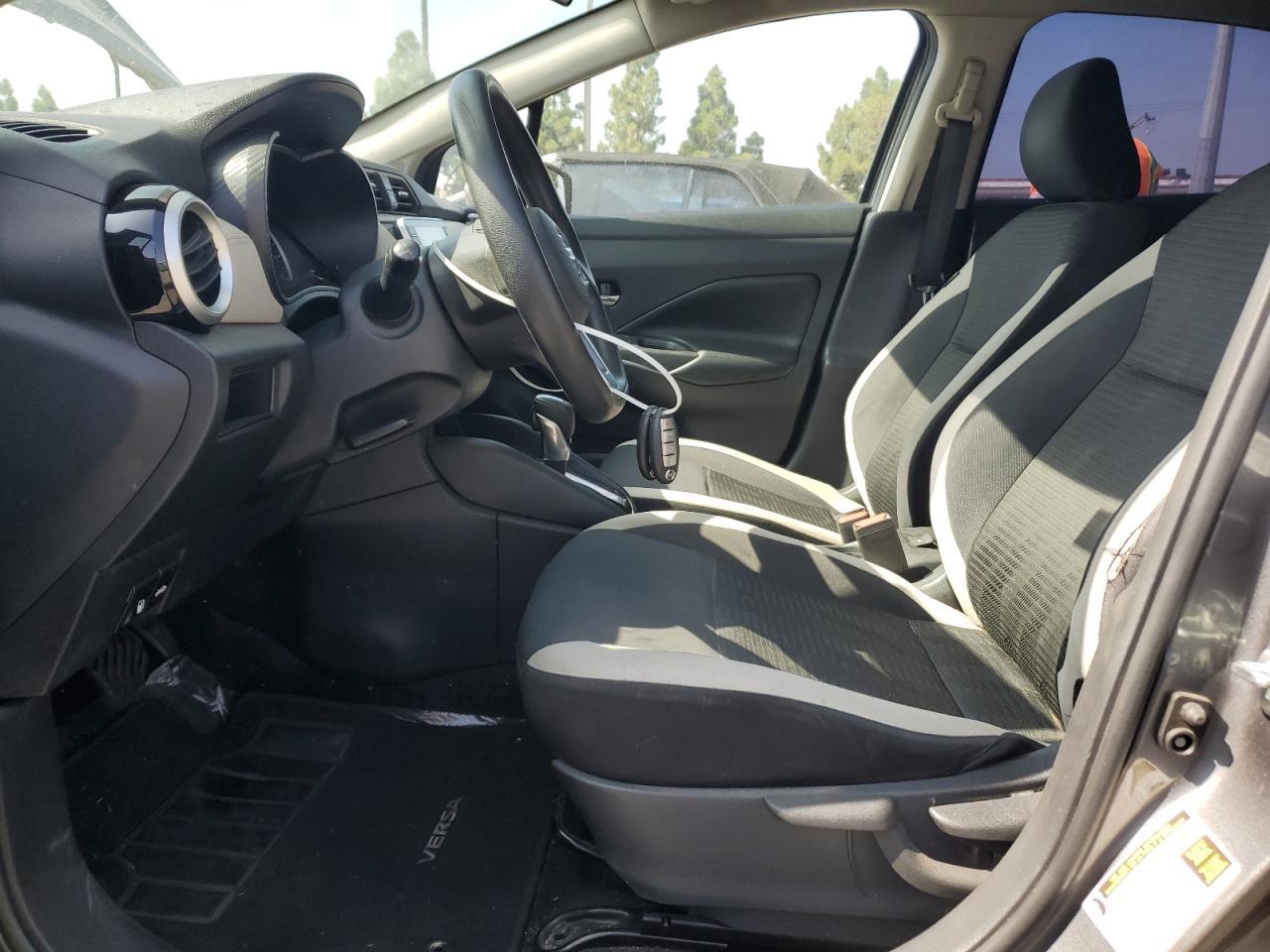 2020 Nissan Versa Sv - Фото 7