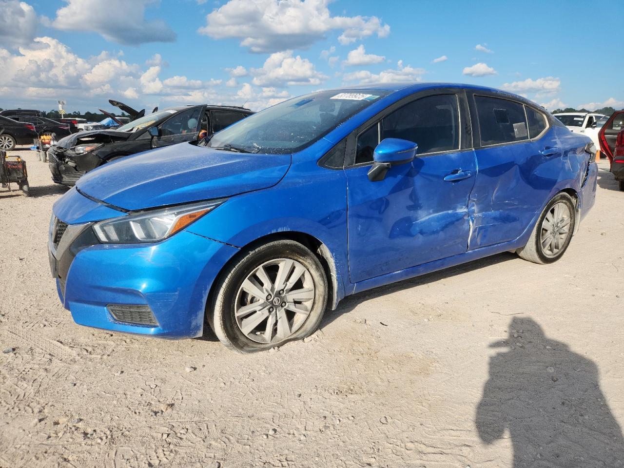 2020 Nissan Versa Sv
