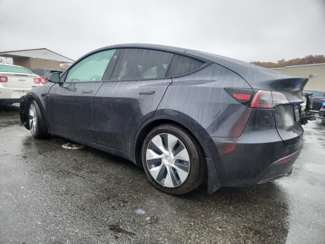 2024 Tesla Model Y - Image 2