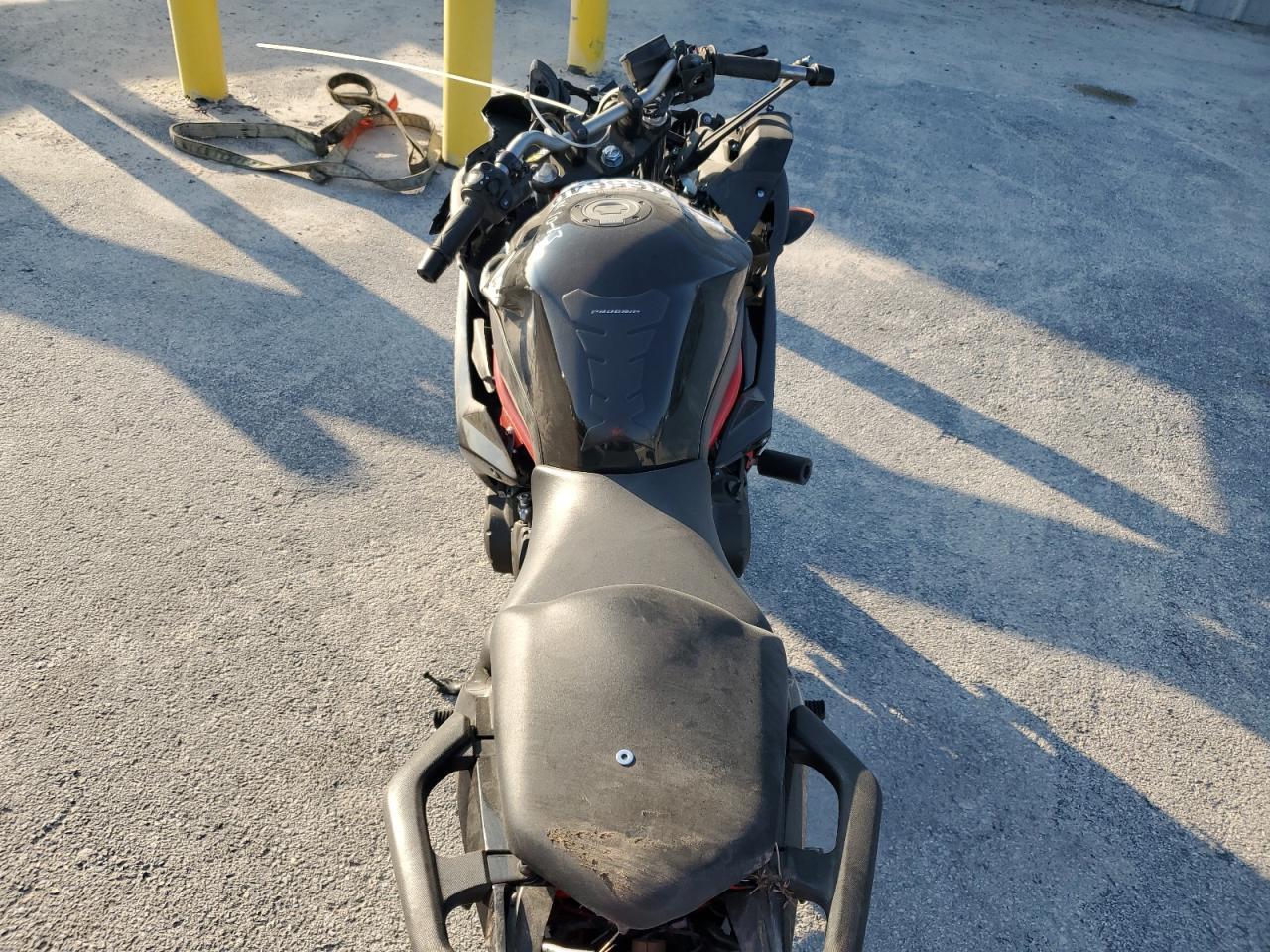 2016 Yama Fz6 - Image 6