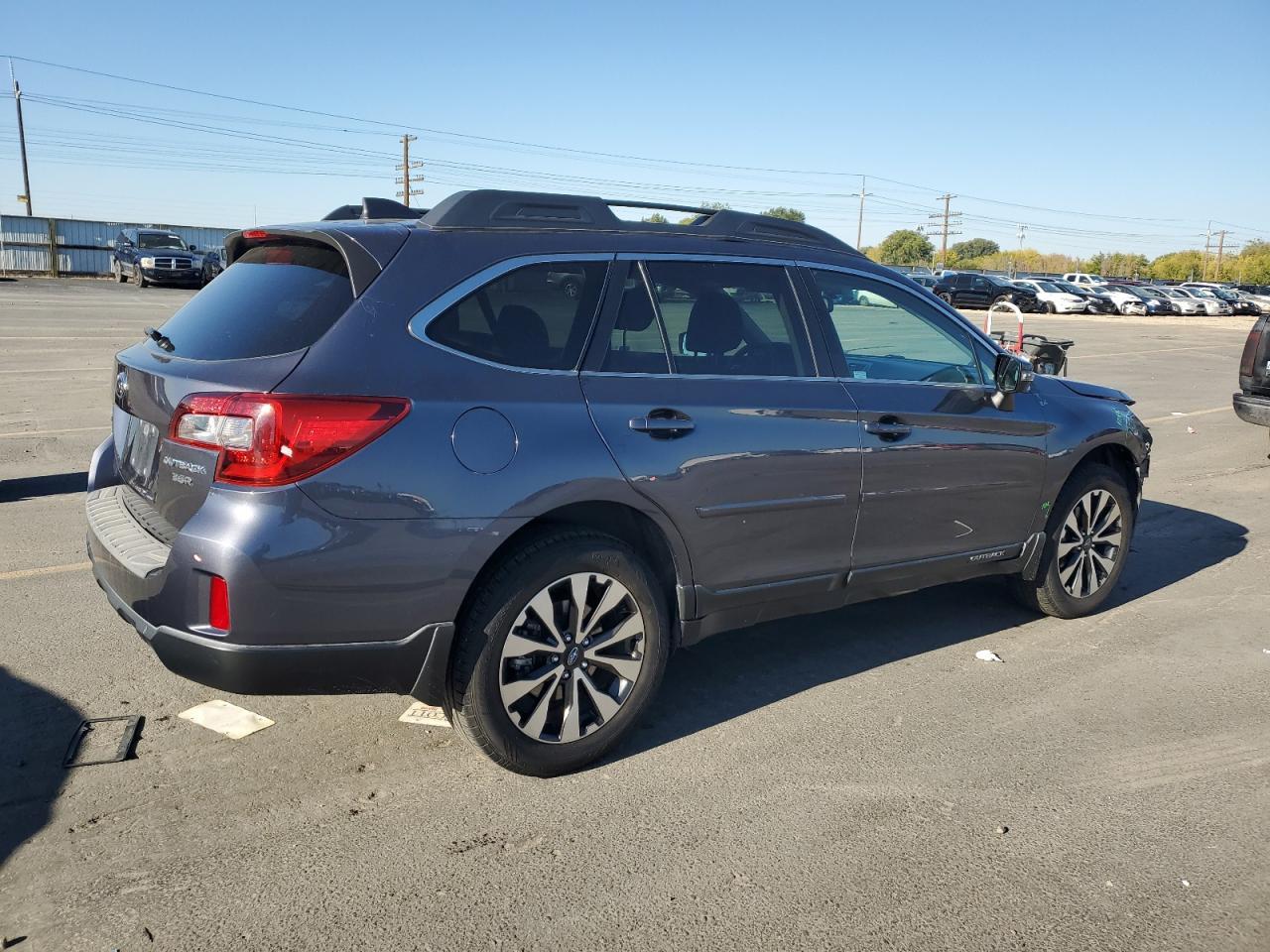 2016 Subaru Outback 3.6R Limited - Фото 3