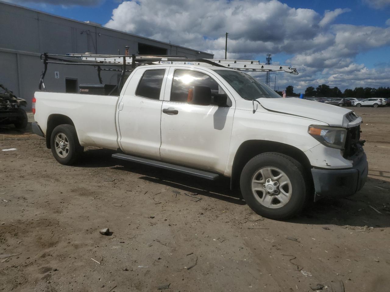 2018 Toyota Tundra Sr - Фото 4