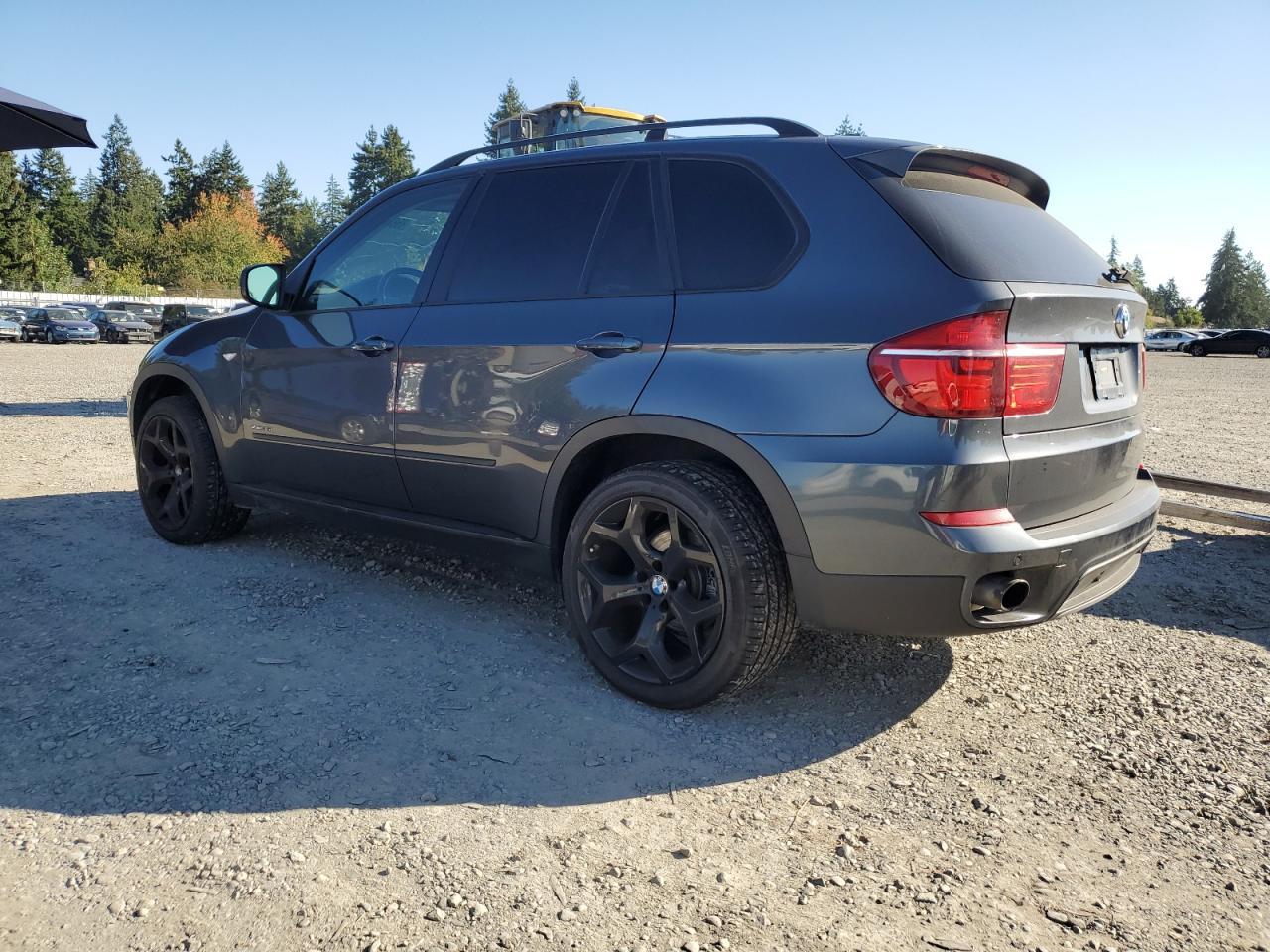 2012 BMW X5 xDrive35I - Image 2