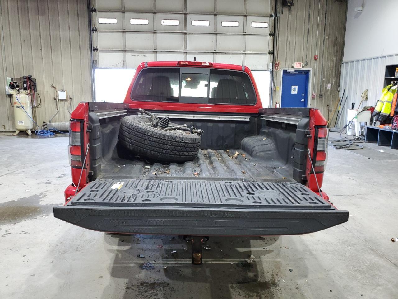 2022 Nissan Frontier S - Фото 6