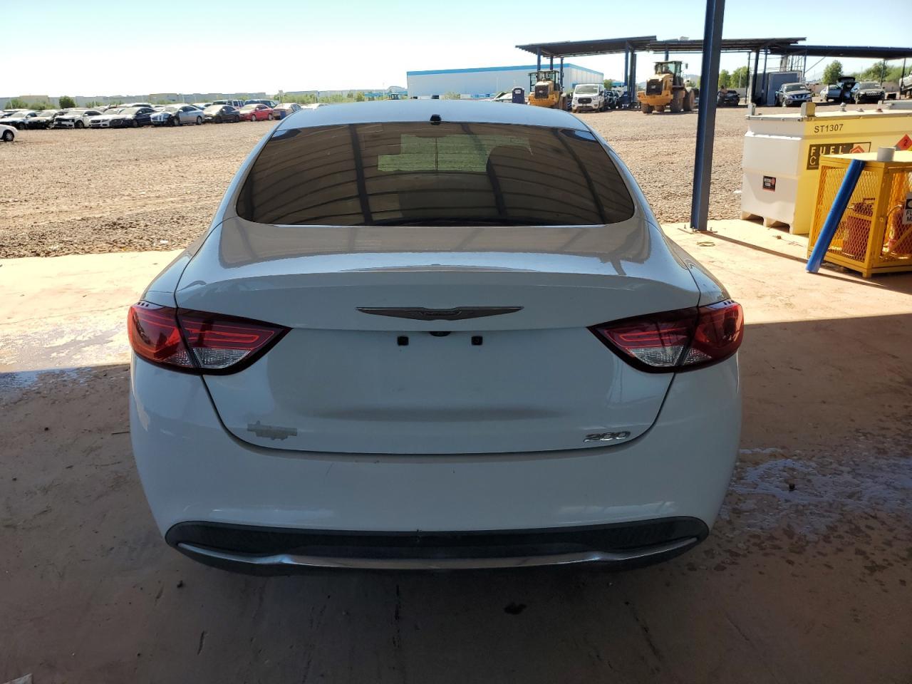 2016 Chrysler 200 Limited - Фото 6